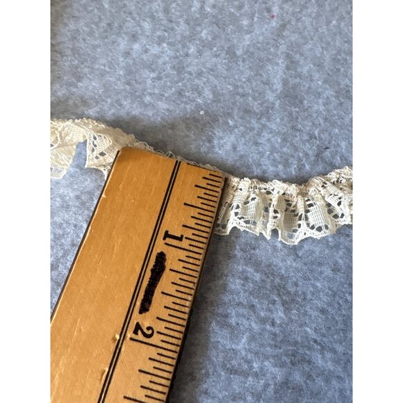 Vintage Ivory Crochet Lace Trim 3 yards + 10" x 3/4" wide Sewing Crafts Decorati - Picture 3 of 5
